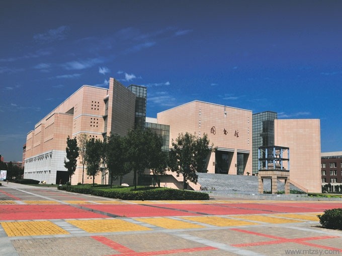 郑州大学新校区图书馆勘察